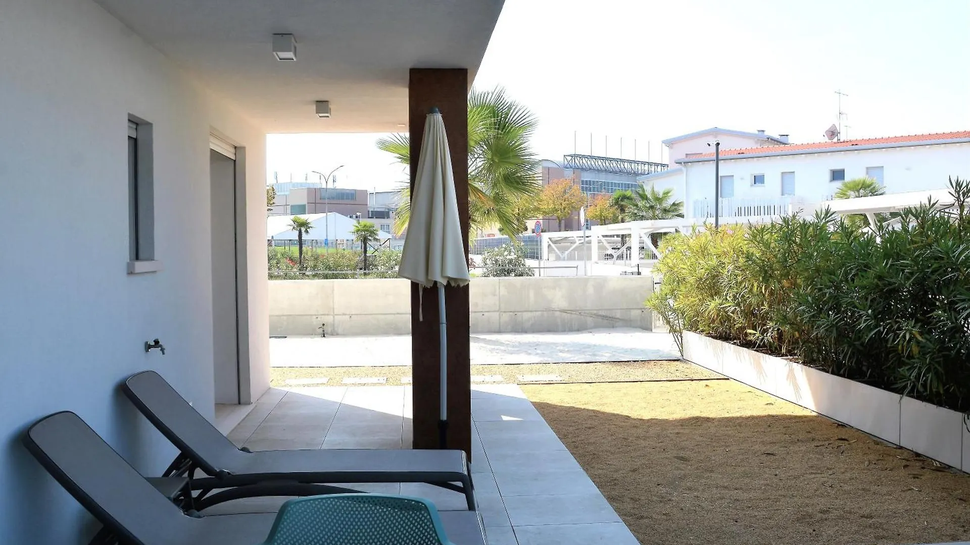 Sun Beach Residence Con Piscina - Piazza Brescia - Adria Holiday Jesolo - Family Apartments 0*, Lido di Jesolo