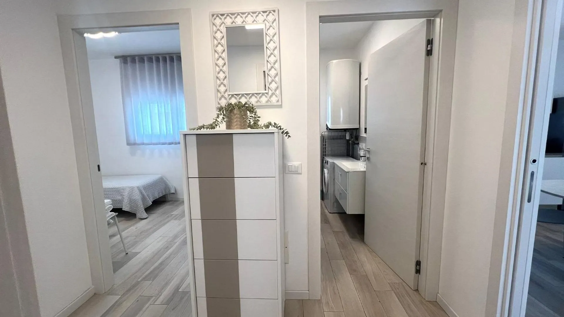 Sun Beach Residence Con Piscina - Piazza Brescia - Adria Holiday Jesolo - Family Apartments 0*, Lido di Jesolo