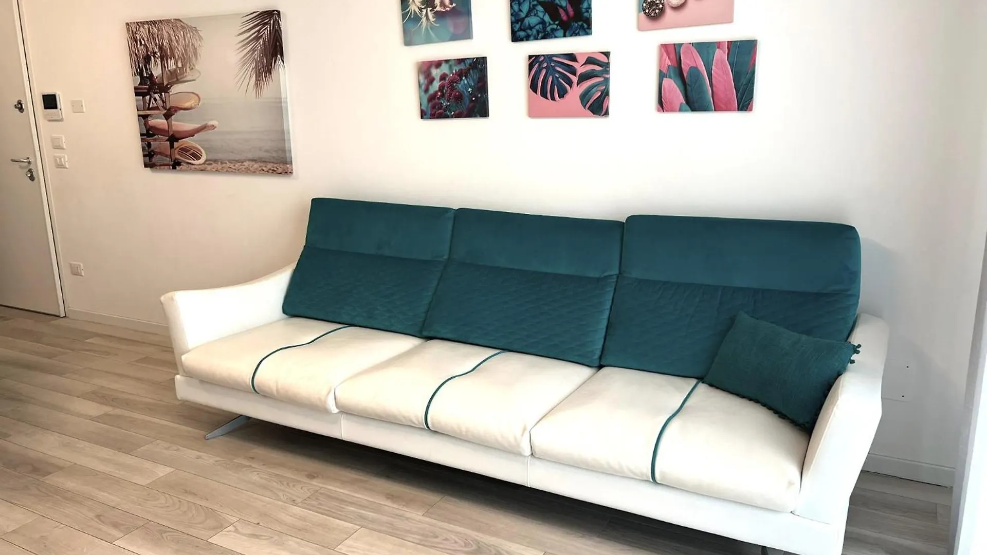 Sun Beach Residence Con Piscina - Piazza Brescia - Adria Holiday Jesolo - Family Apartments