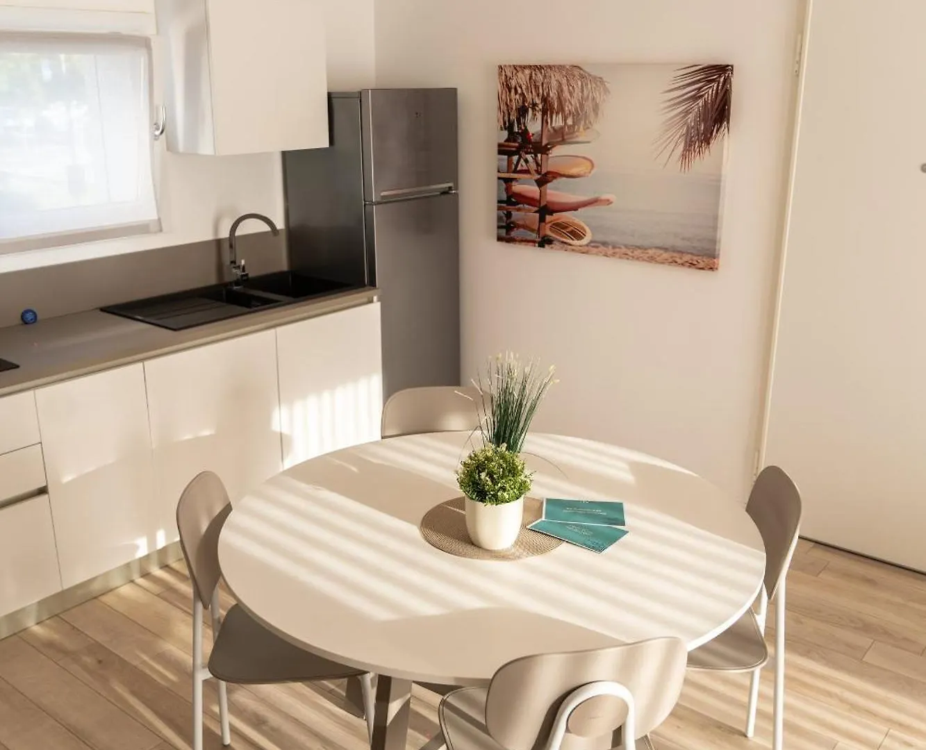 Sun Beach Residence Con Piscina - Piazza Brescia - Adria Holiday Jesolo - Family Apartments  Lido di Jesolo