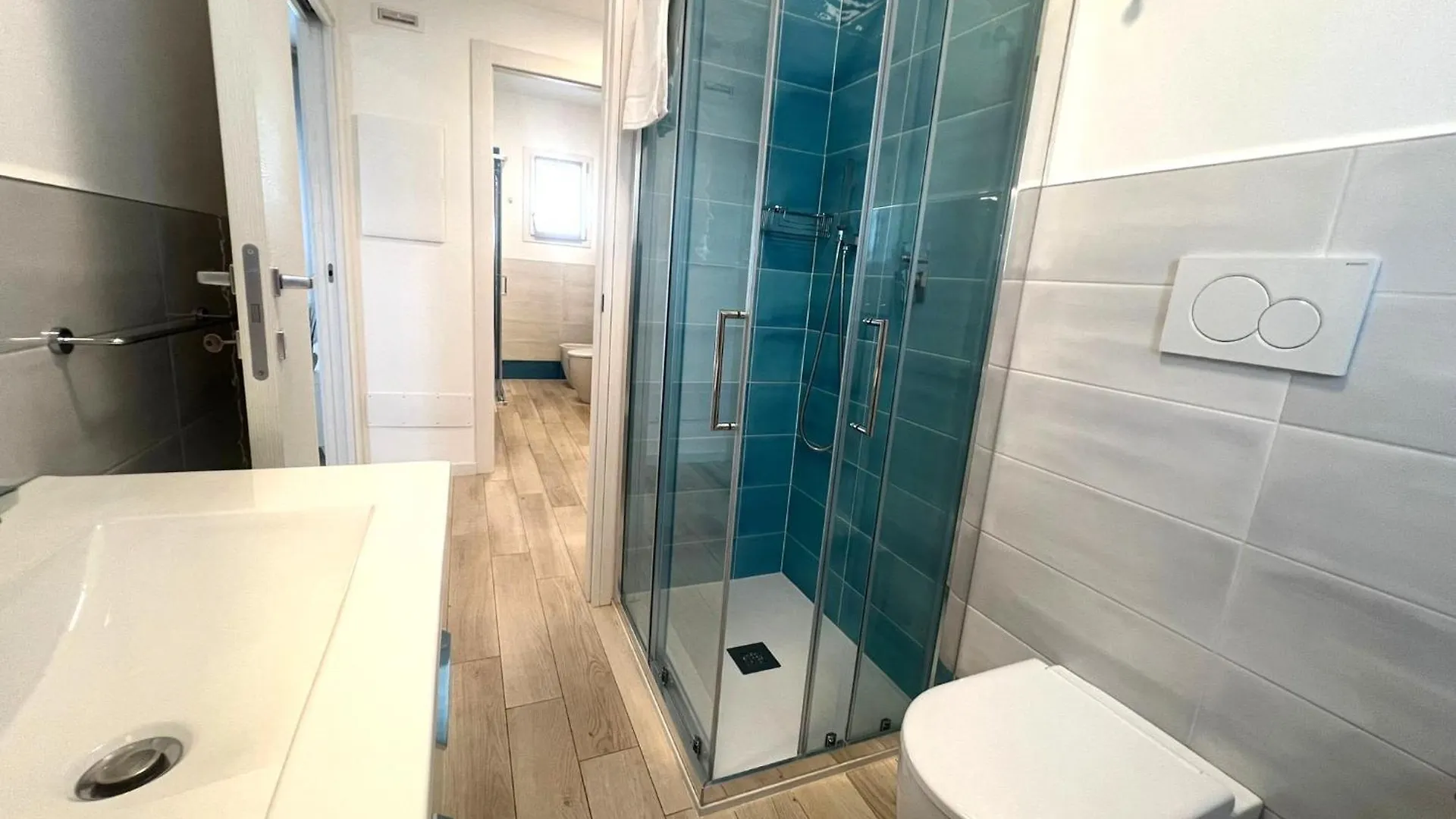Sun Beach Residence Con Piscina - Piazza Brescia - Adria Holiday Jesolo - Family Apartments איטליה