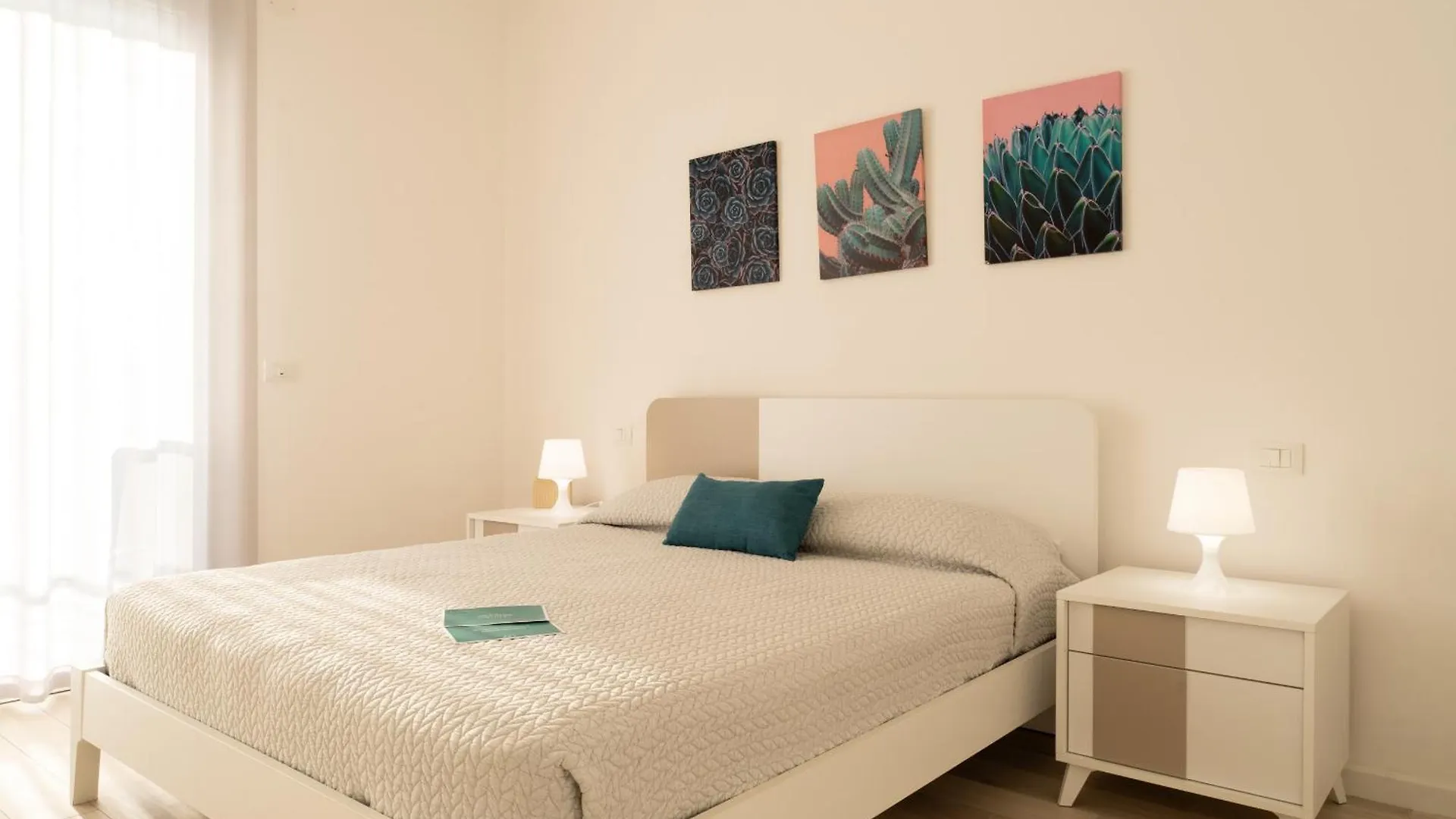 Sun Beach Residence Con Piscina - Piazza Brescia - Adria Holiday Jesolo - Family Apartments לידו די ג'סולו