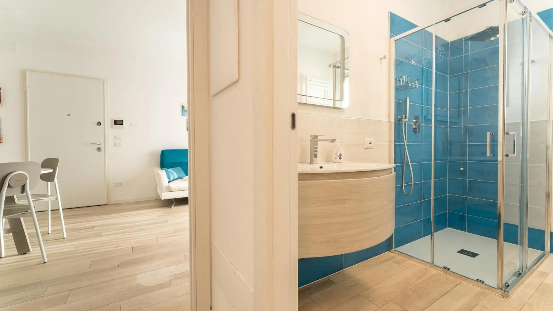 Sun Beach Residence Con Piscina - Piazza Brescia - Adria Holiday Jesolo - Family Apartments